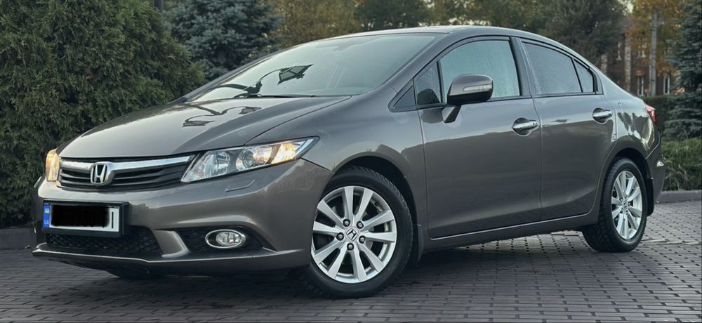 Продам Honda Civic Official 2012 1.8 бензин автомат