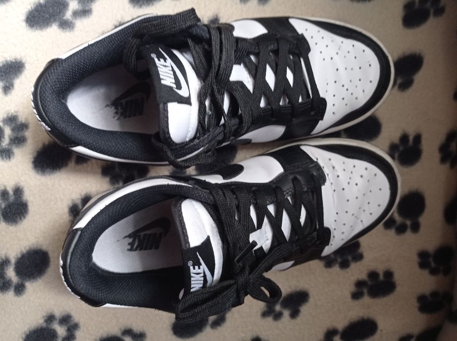 Фирмові кросівки Nike