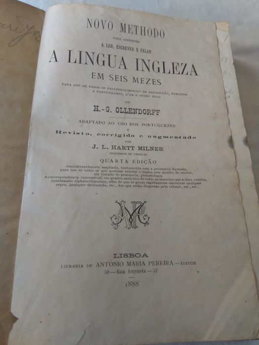 Educação . . . .