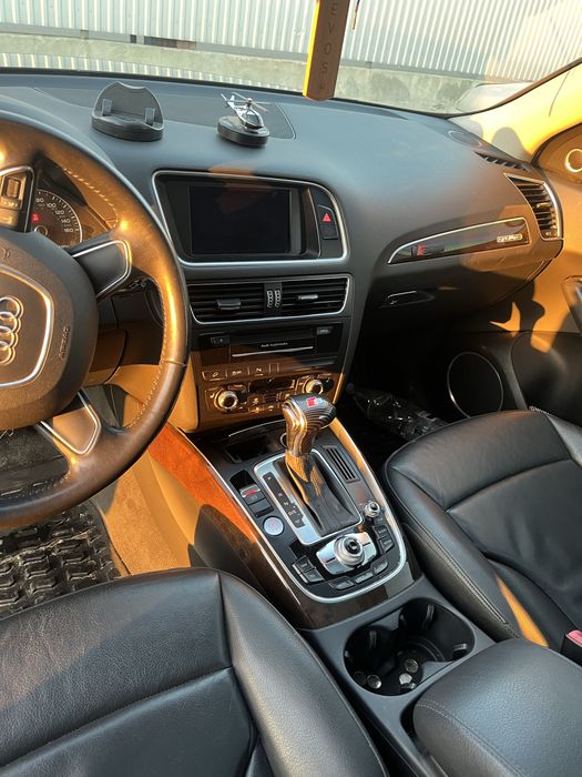 Продам Ауді Q 5