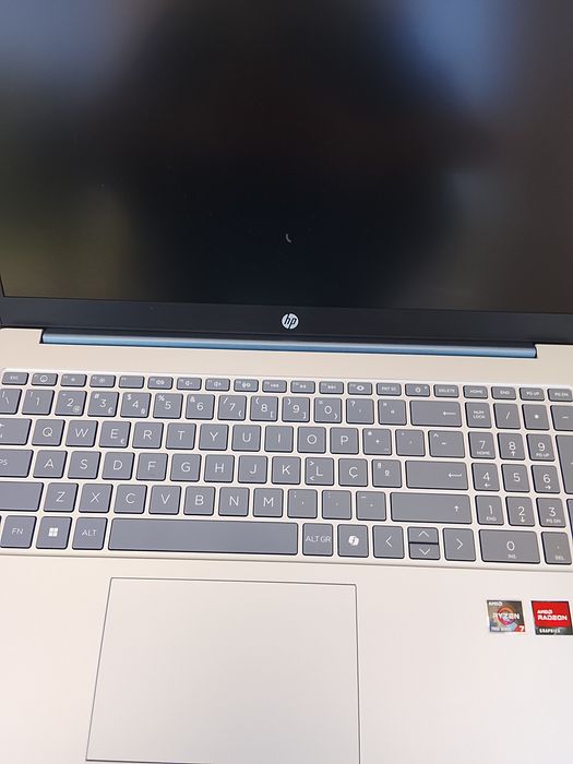 Laptop452216197103626246