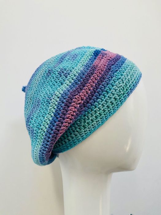 Wiosenny beret damski z antenką ręcznie robiony bawełna one size