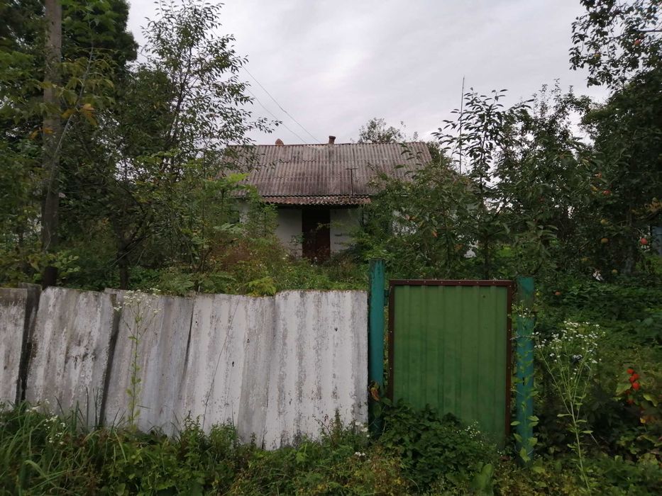 Продається будинок в селі Сальниця Хмільницький р-н