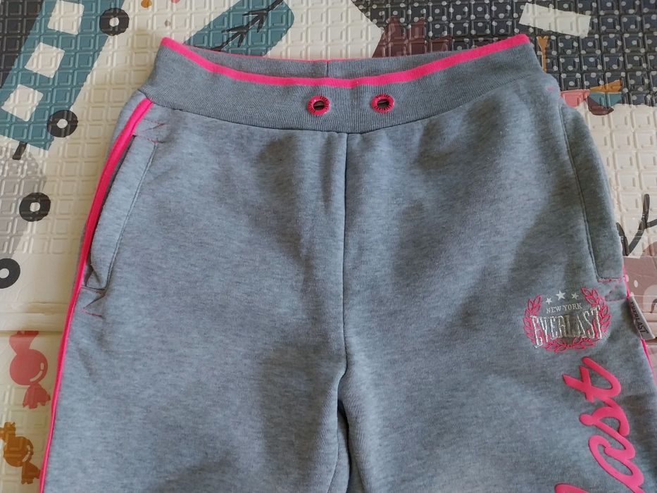 Oryginalne spodnie dresowe Everlast na 152-160cm