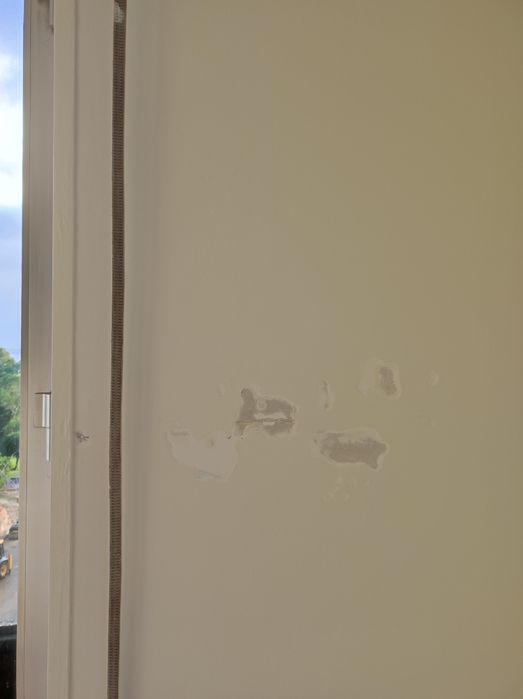 Reparação/Limpeza de Paredes+Pintura – Estuque e Cimento-Trabalhos ao