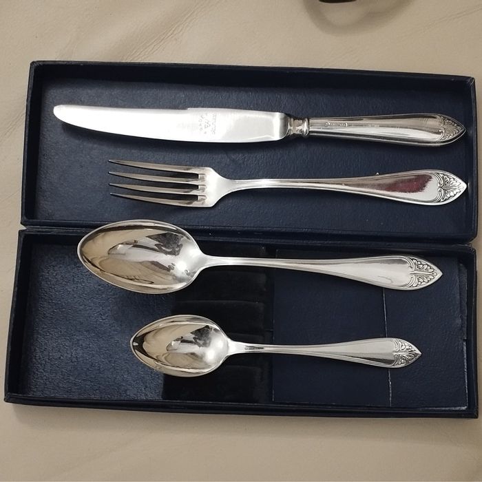 Komplet posrebrzany dla singla Hefra / Fraget Z/18