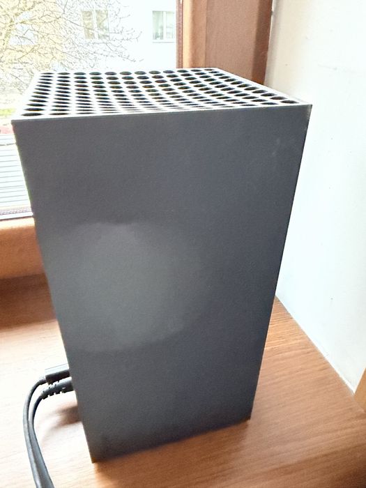 Продам Xbox X 1TB