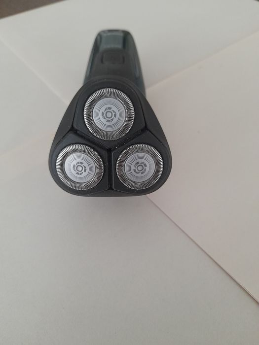 -% Бритва електрична Filips