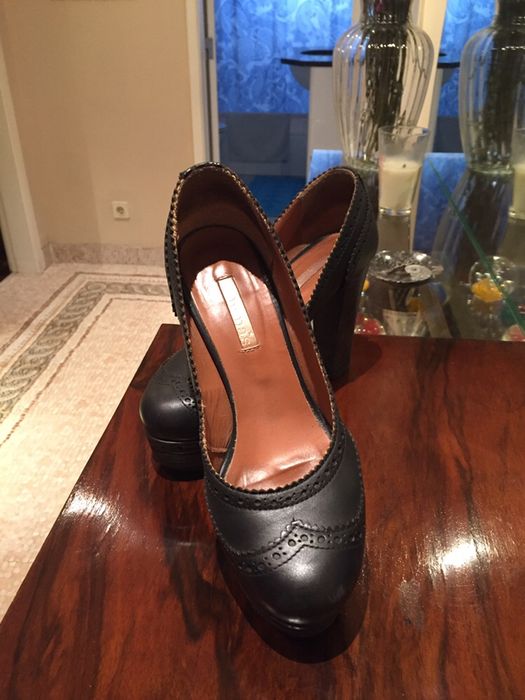 Sapatos  marca Cubanas