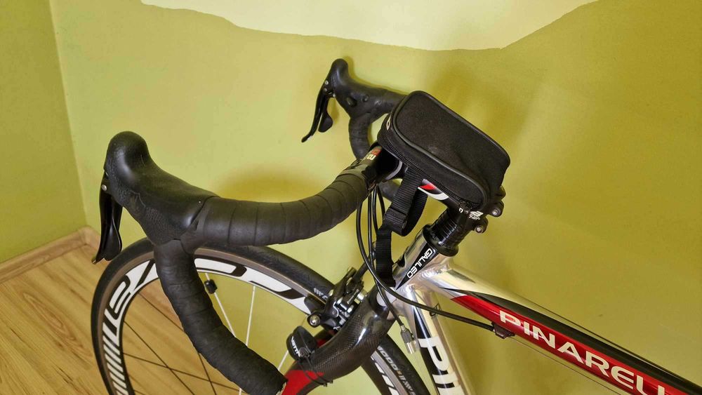 Rower szosowy premium–Pinarello AluCarbon, Campagnolo, Roval – okazja!