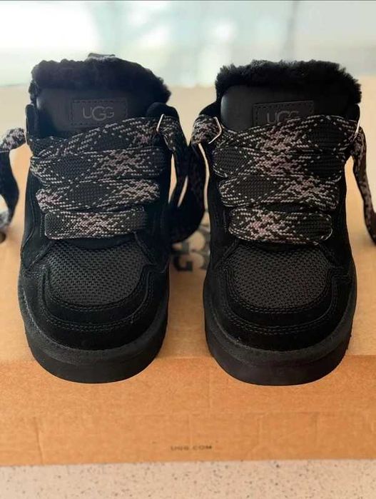 UGG UGG Lowmel Black R.38