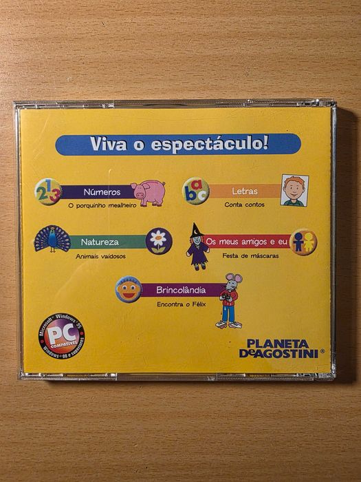 CD-ROM infantil "Aprendilândia" com cinco histórias