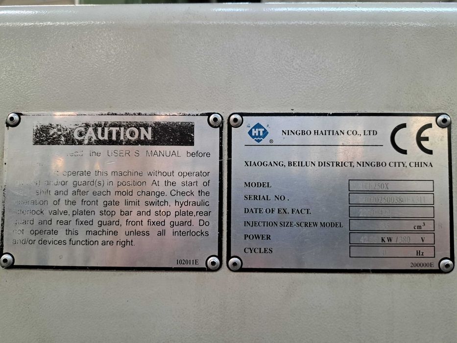 Máquina de injeção de 250 ton HAITIAN HTF250X com robot WITTMAN #FMPM3