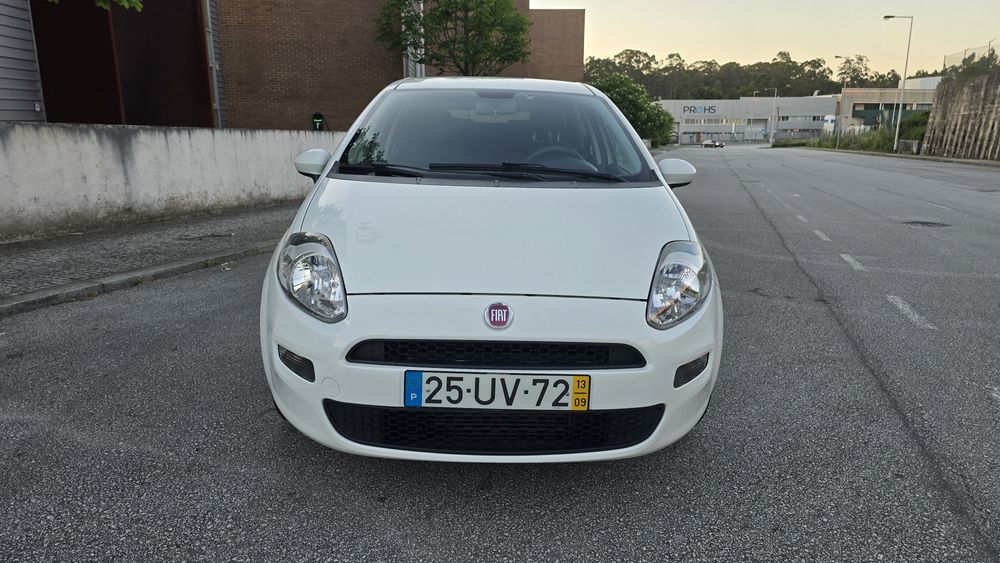 Fiat Punto 1.3 Multijet – Económico, Fiável e Pronto a Andar