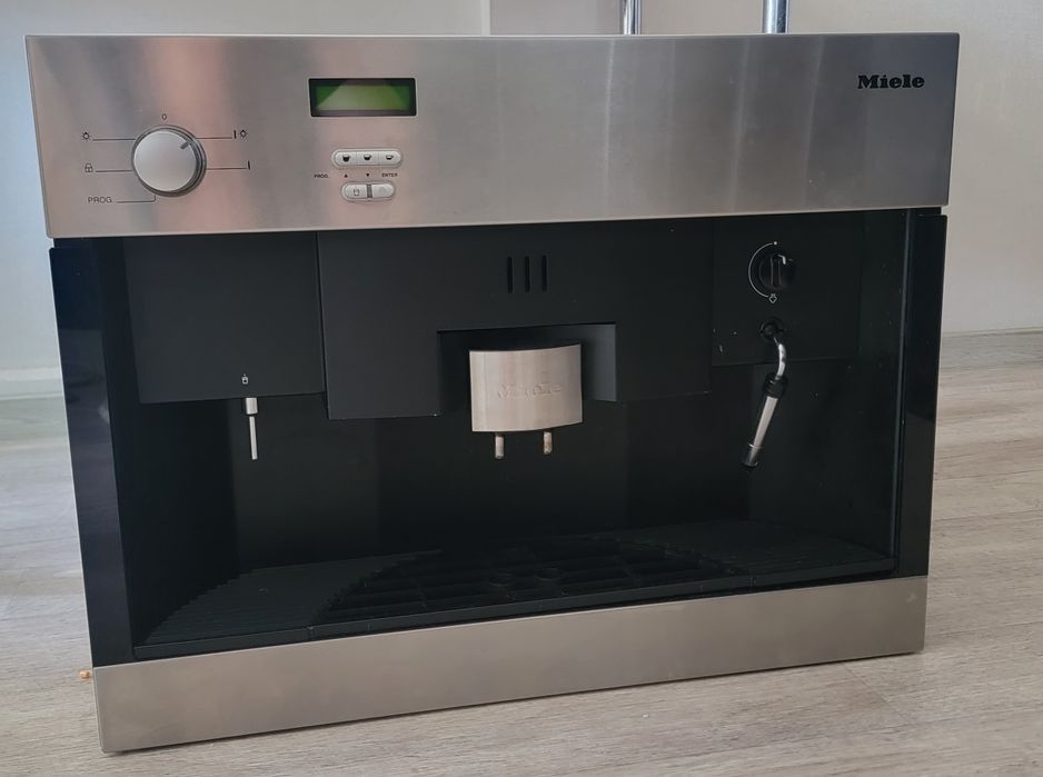 Кавамашина Miele CVA 620-2