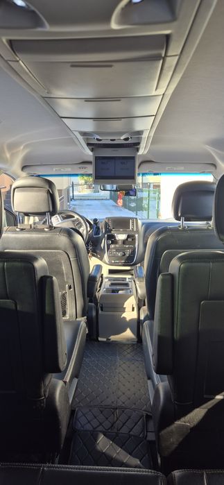 Chrysler Country Town  2013