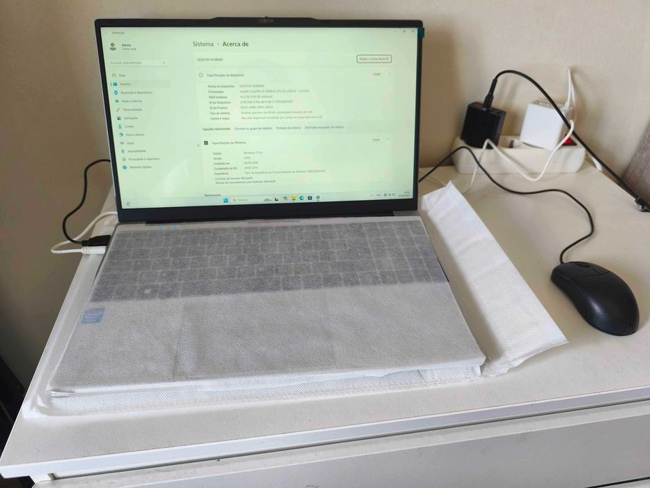 Portátil Gamer i9-10980HK + 16GB RAM