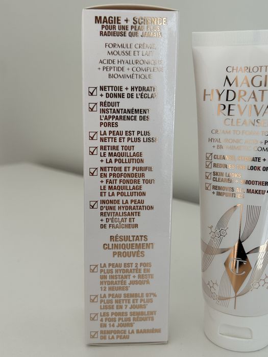 Charlotte Tilbury magic revival cleanser