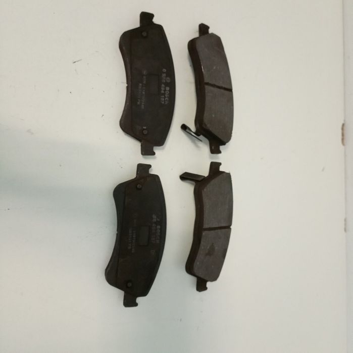 Pastilhas - TOYOTA Auris (_E15_) | 06 - 12
