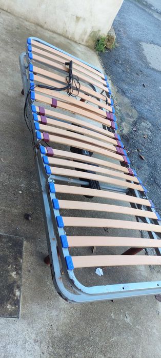 Cama articulada elétrica dobrável