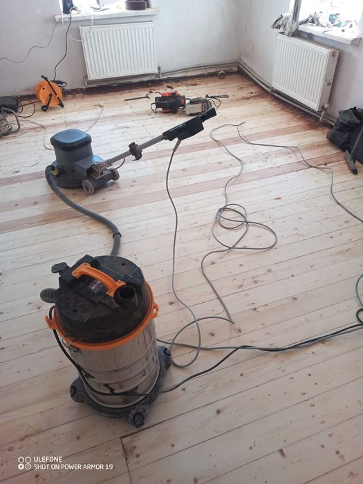 Циклевка паркета, чистка от краски, лака, шлифовка, замена элементов