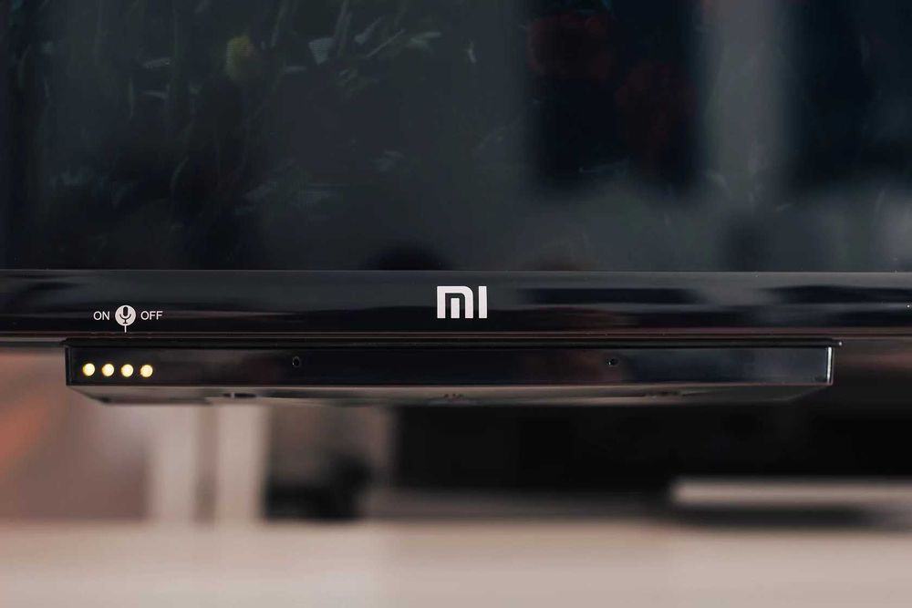 Телевізор Xiaomi Mi TV P1 50" (4K, Android TV)