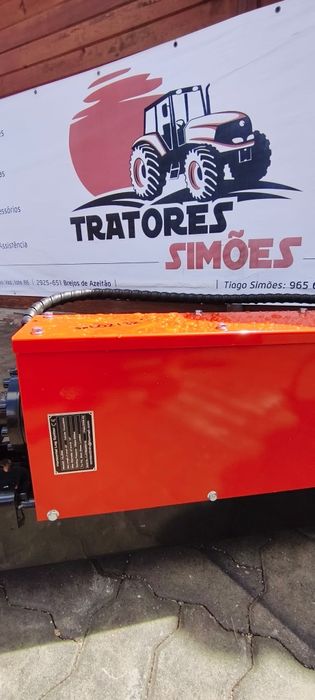 Rachador de lenha para BOB CAT  12 ton