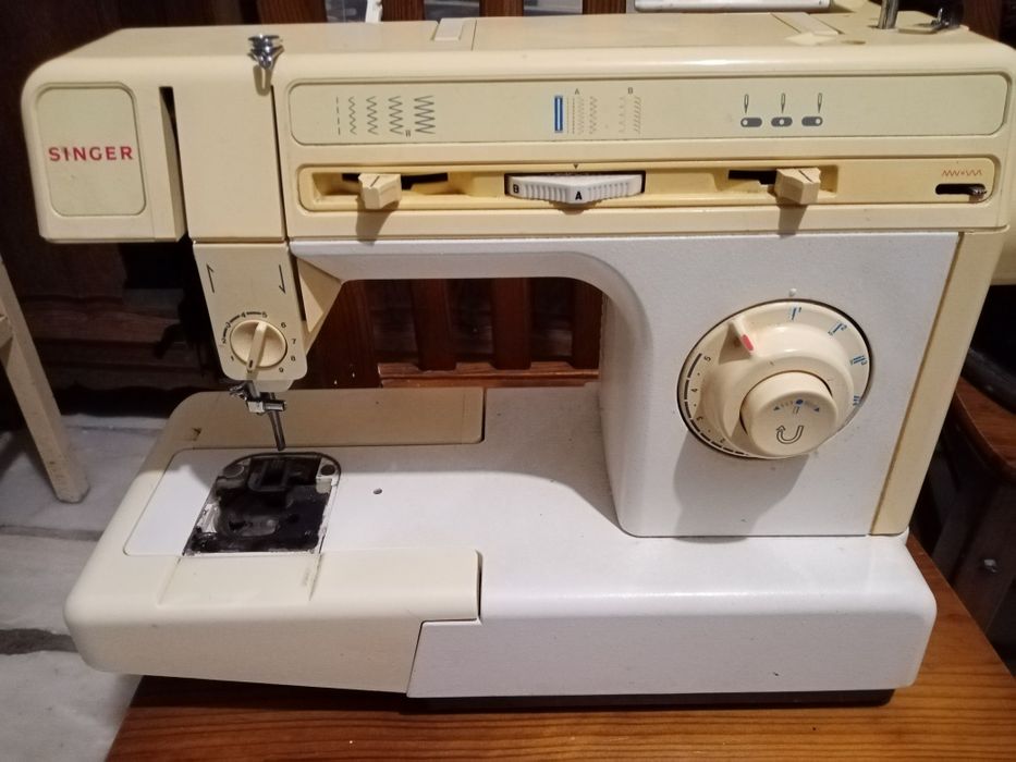 Máquina de costura Singer