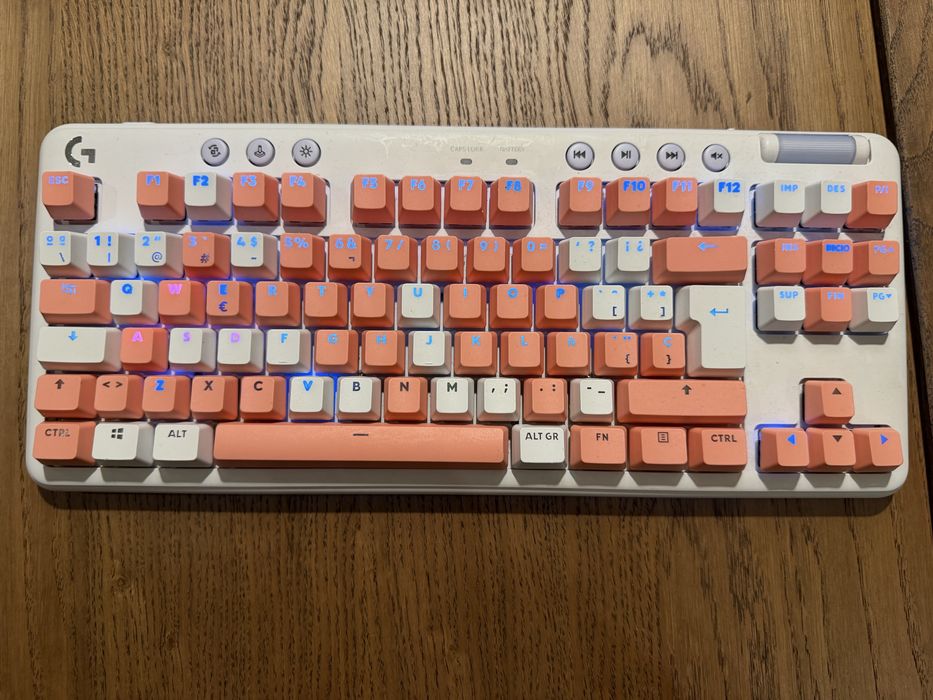 Teclado Logitech G715 Wireless
