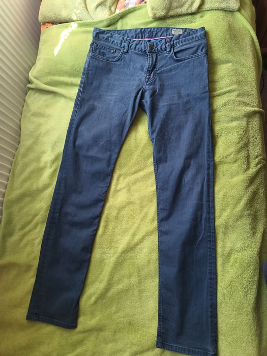 Spodnie jeansowe męskie firmy Joop rozmiar 33/34 nowe