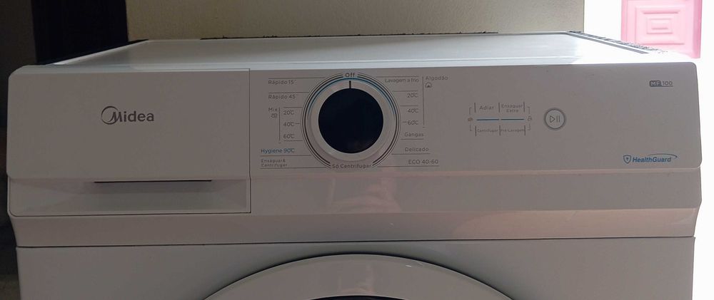 Máquina de Lavar Roupa Midea 6kg – Excelente Estado