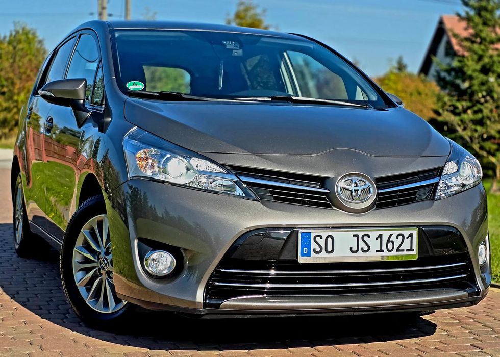 Toyota Verso Benzynka * Navi * KAMERA * LEDY * IGIEŁECZKA * Niski Przebieg * Niemcy
