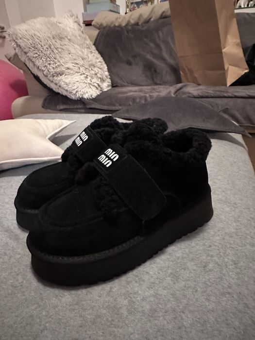 Женские лоферы Miu Miu из натурального меха