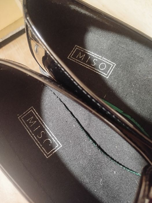 Лофери лаковані MISO 41р, туфлі,25,5 см