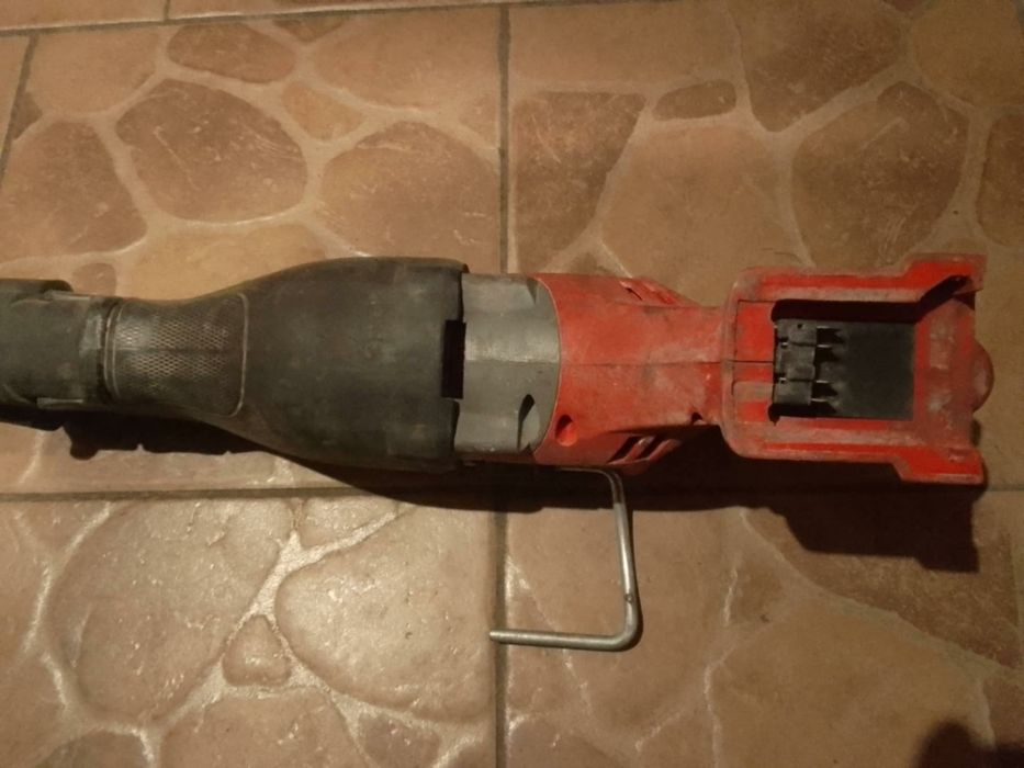 Piła szablasta Milwaukee CSX