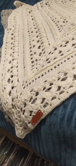 Chusta zrobiona na szydełku