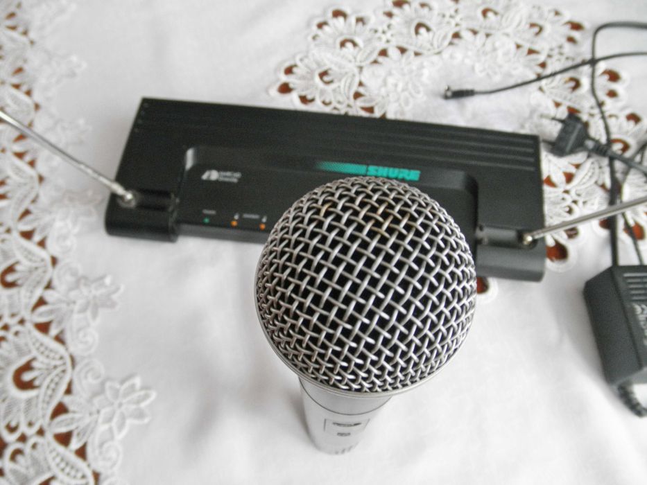 Oryginalny mikrofon bezprzewodowy SHURE SM 58  . Made in USA .