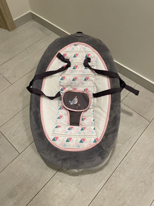 Дитячий шезлонг гойдалка з музикою і вібро