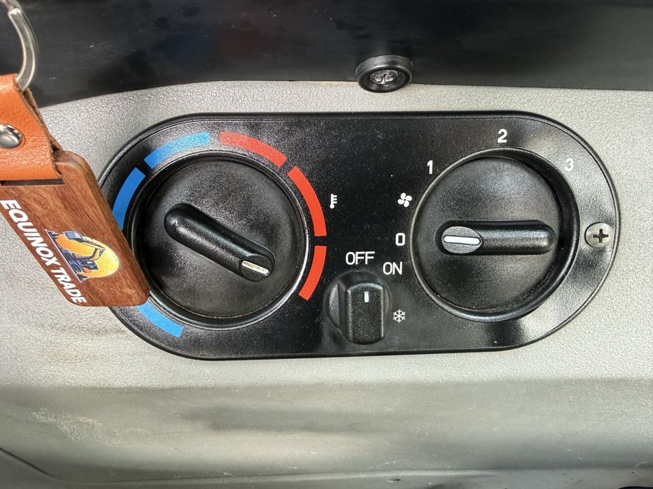 Екскаватор-навантажувач Case580 ST,2020