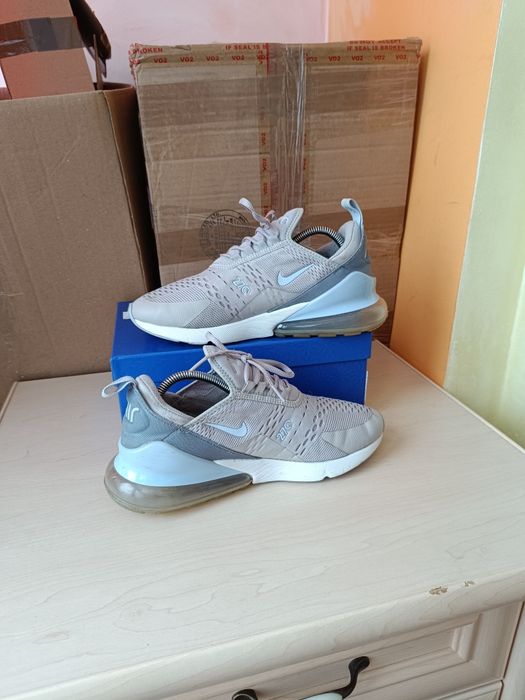Кросівки Nike Wmns Air Max 270 В'єтнам
