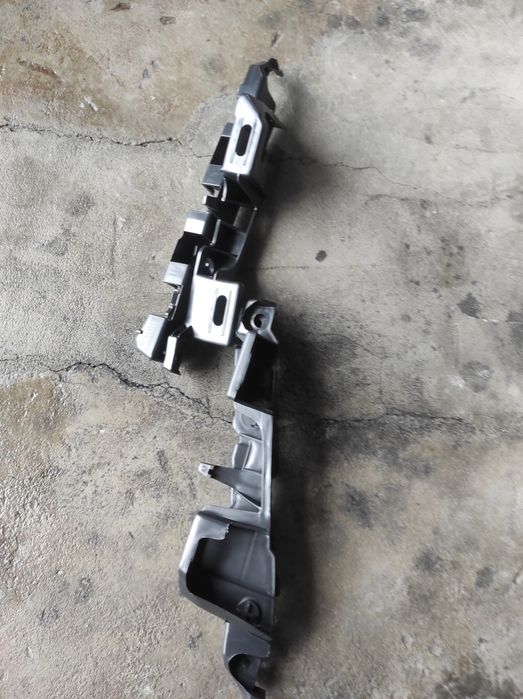 Guia pára choques Citroen C4 04-*KIT suportes pára choques FRT(DRT/ESQ