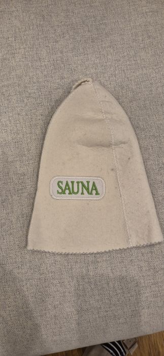Czapka do sauny. Model: dzwonek z napisem lub bez