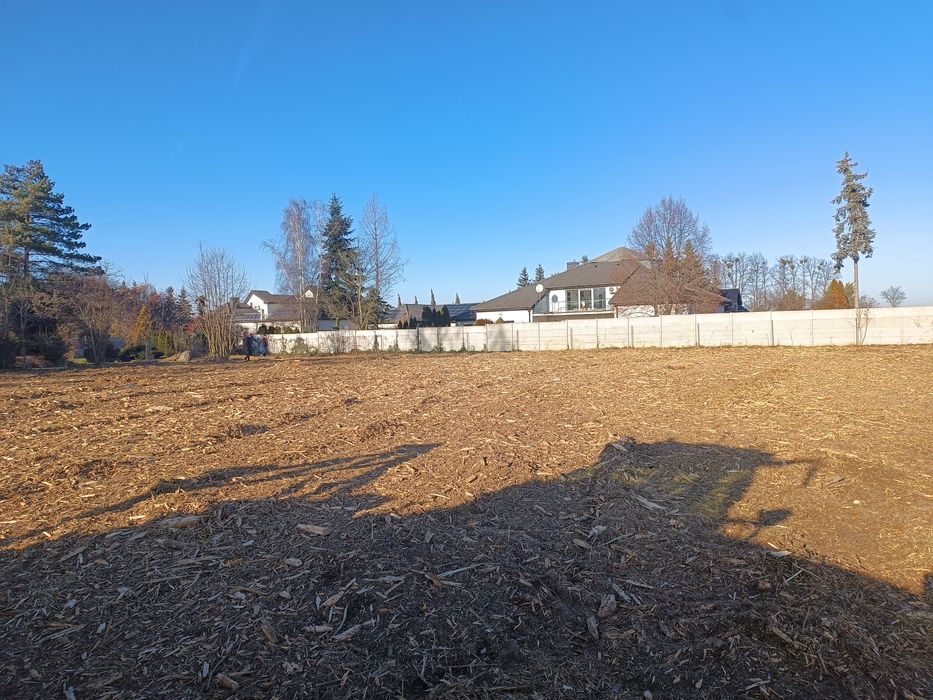 Mulczer leśny wgłębny wycinka drzew przywracanie gruntów rolnych