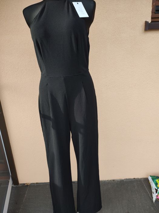 Kombinezon czarny na specjalne okazje