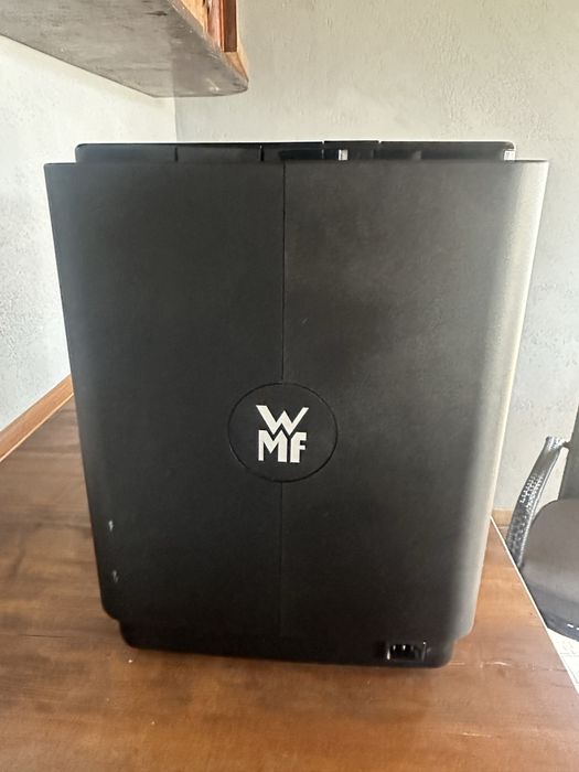 Продам кавомашину WMF
