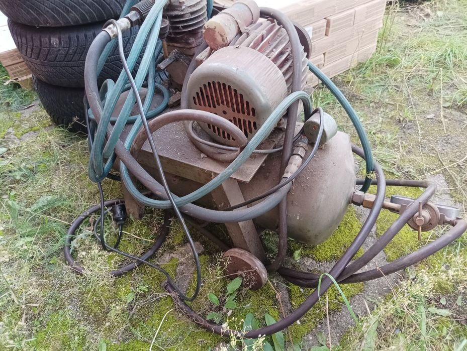 Kompresor sprężarka mocna sprawna 220v