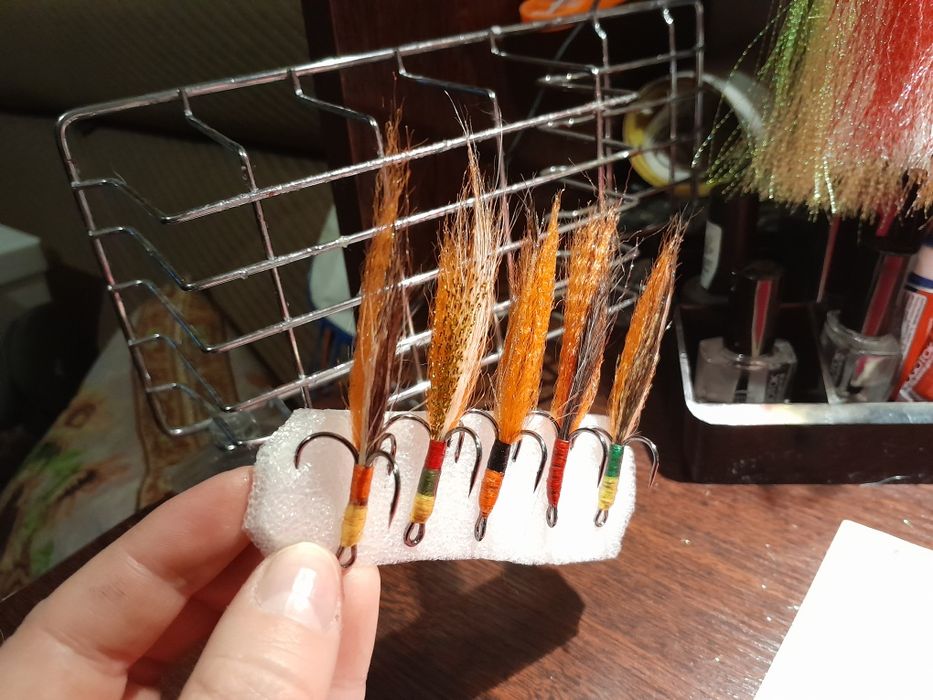 Бородки, снасточки, жерех, окунь, стримера. Приманки для рыбалки. Рыба