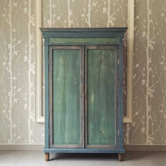 Armário/ Móvel rústico madeira maciça