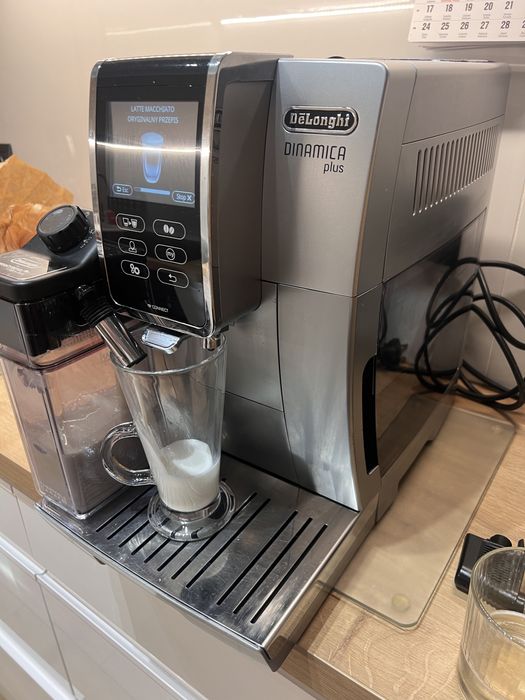 Delonghi Dinamica Plus ECAM370.95.S automatyczny do kawy Dynamica