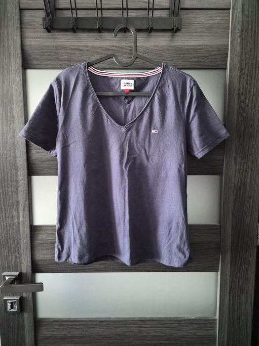 Granatowy t-shirt z dekoltem V, Tommy Hilfiger rozm. S
